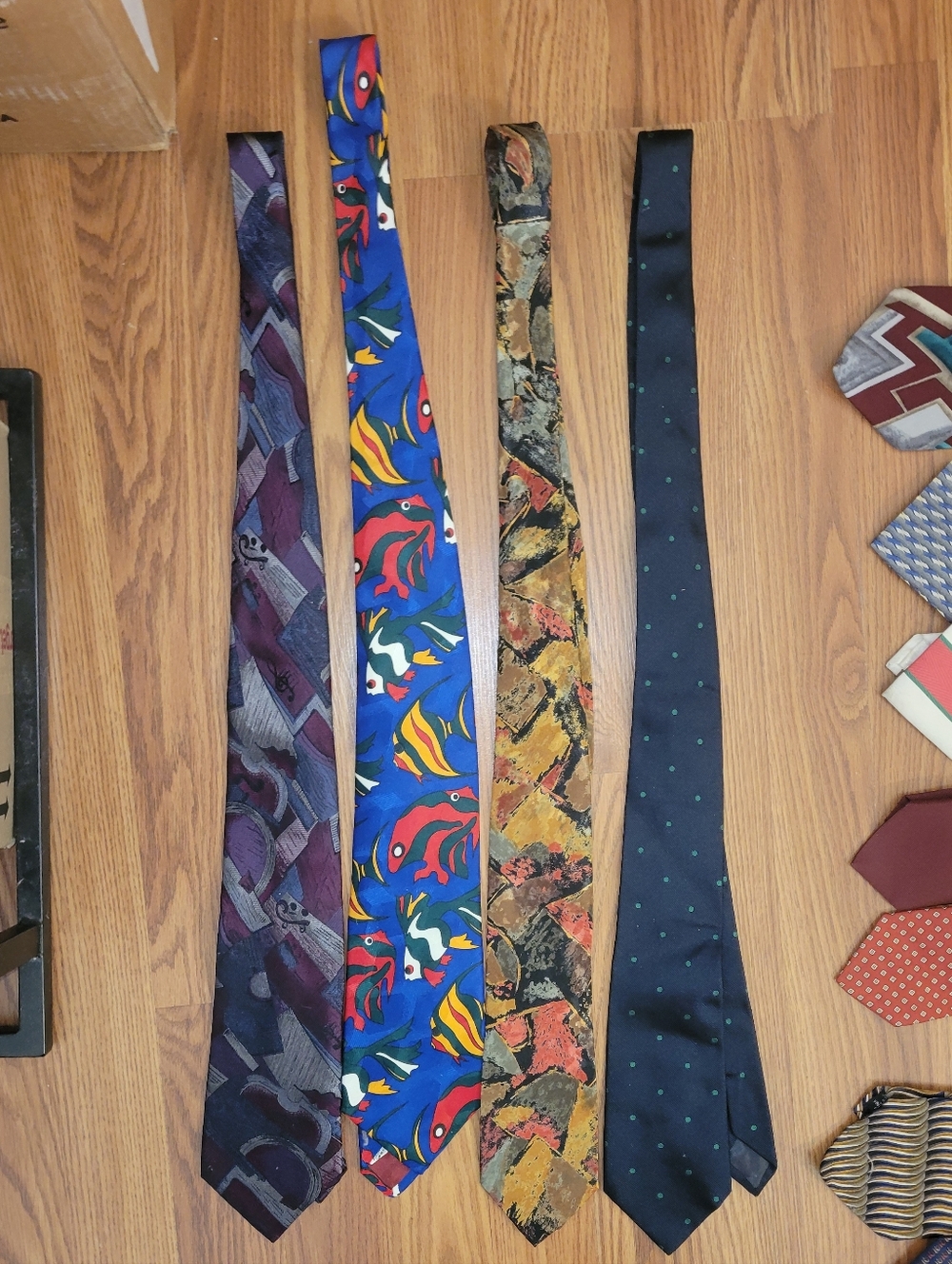 Assorted Men's Patterned Neckties - Multicolor Set - Picture 8 of 10